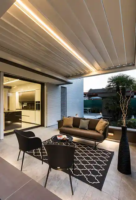 maestro-tanit-pergotech-01 pergola-bioclimatica-retractil-tanit-pergotech-021